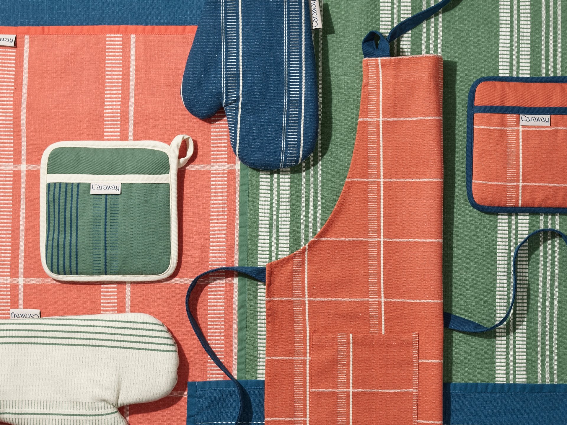 Classic Linens Set - Image 3